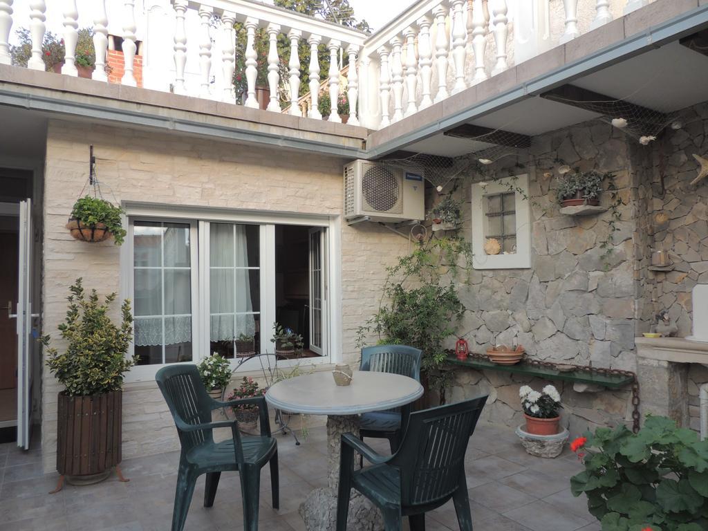 Apartment In Novi Vinodolski 15274 Povile Zewnętrze zdjęcie