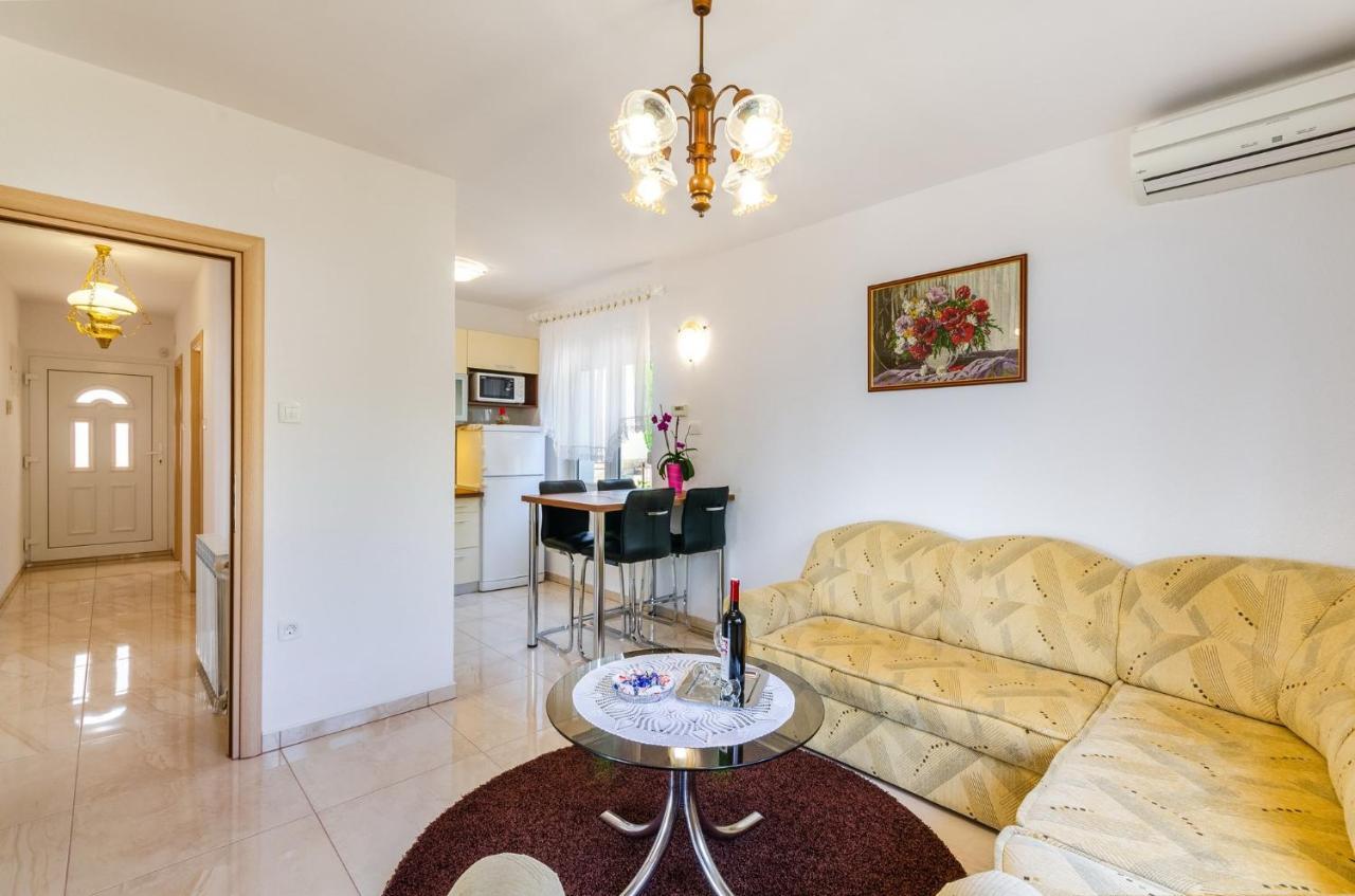 Apartment In Novi Vinodolski 15274 Povile Zewnętrze zdjęcie